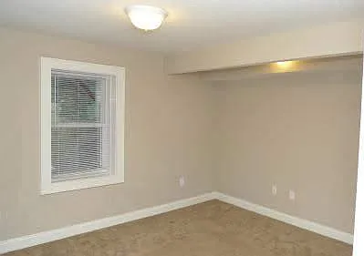 805 Holly Ave — Photo 2