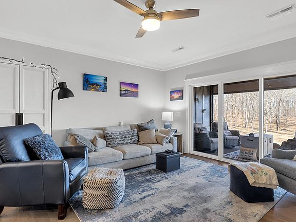 3rd image of 273 Moon Bay Dr #7