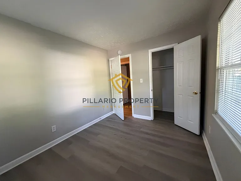 4441 N Vinewood Ave — Photo 20