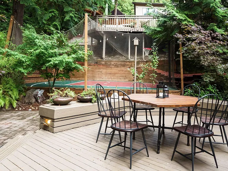 2041 W Lake Sammamish Pkwy SE — Photo 16