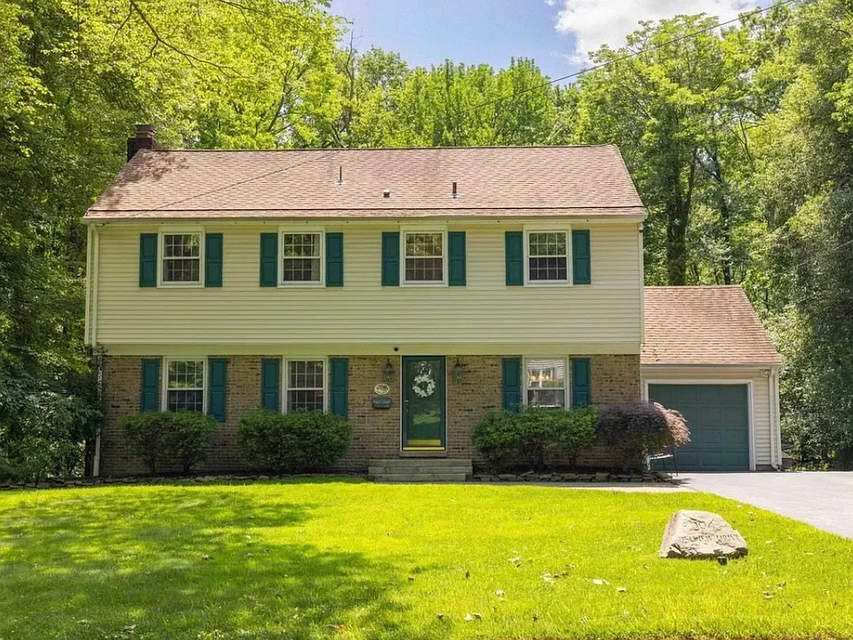 104 Delview Dr