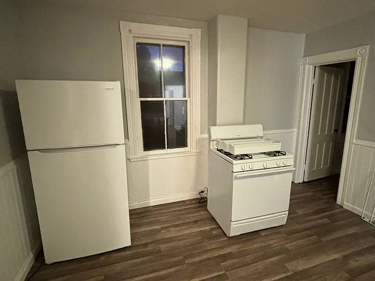 1218 City St #2 — Photo 3