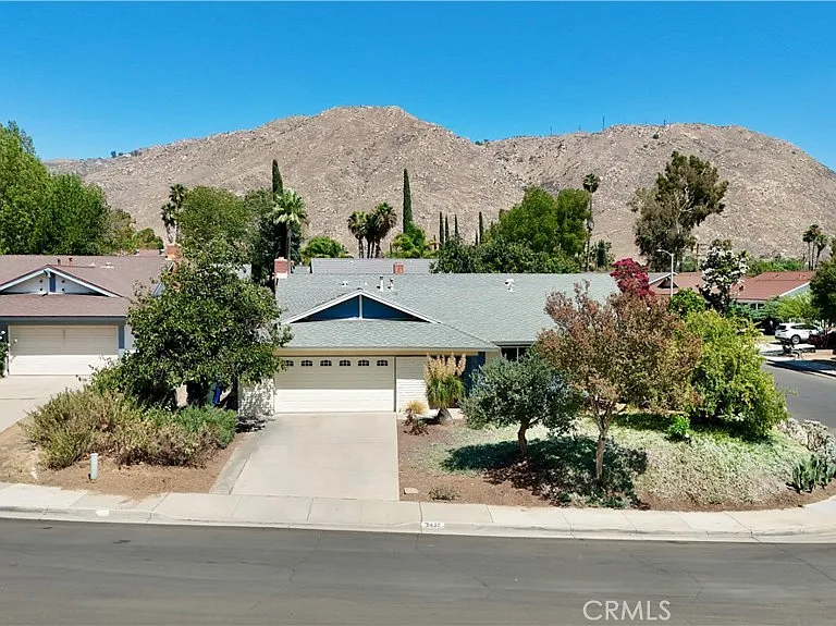 3430 Bahia Pl — Photo 1