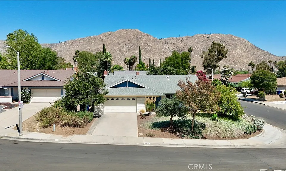 3430 Bahia Pl