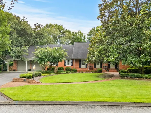 5704 Longleaf Dr., Myrtle Beach, SC 29577