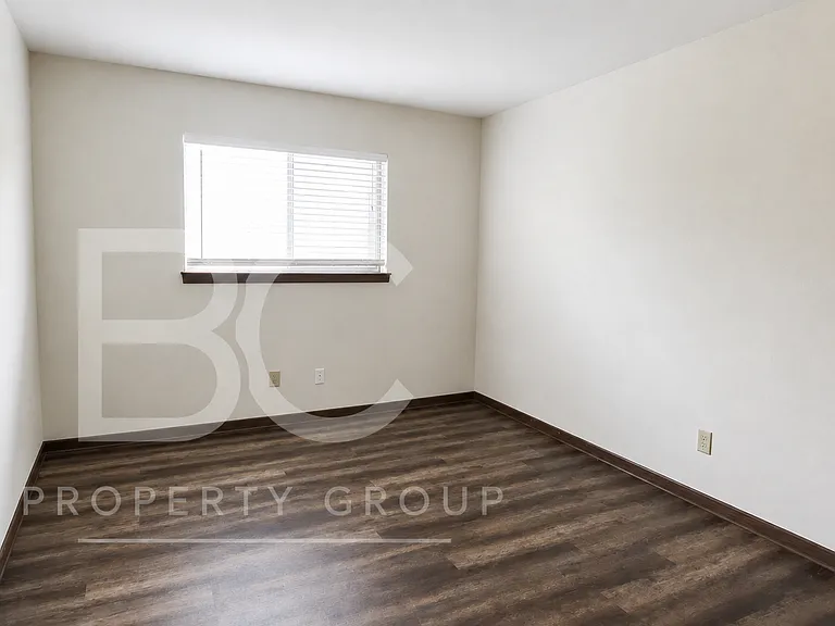 Green Valley Hoover Apartments — Photo 11
