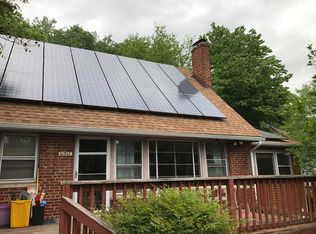 10512 Deakins Hall Dr, Hyattsville, MD 20783