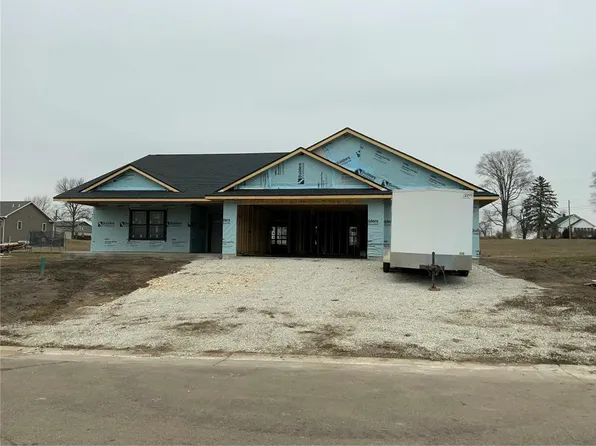 606 Lexington St, Delhi, IA 52223