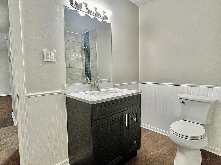 9900 Merioneth Dr #3 — Photo 5