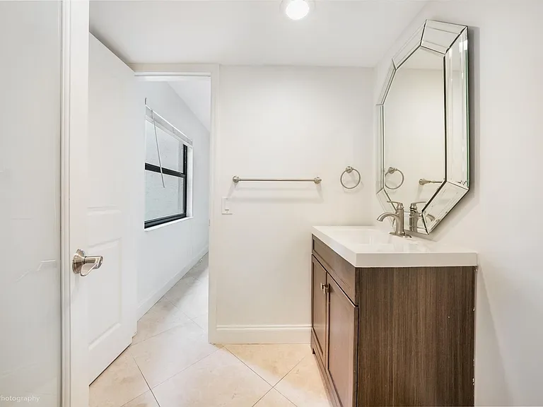 525 Bayfront Dr #525 — Photo 20