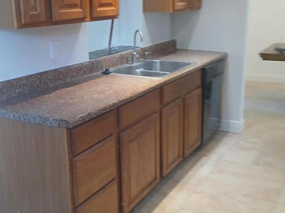 4th image of 6231 SW 9th Place