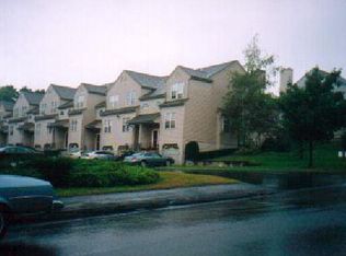 34 Taft Pointe #77, Waterbury, CT 06702