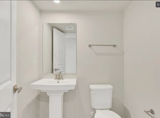 76 Rail Yard Dr, Enola, PA 17025