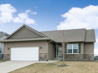 25 N Colton Dr, North Liberty, IA 52317