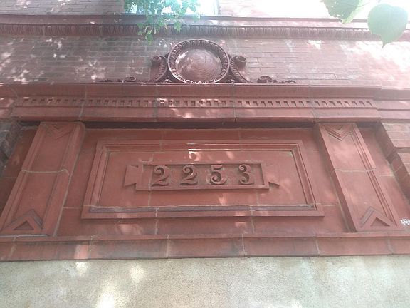 3rd image of 2253 S 39th St
