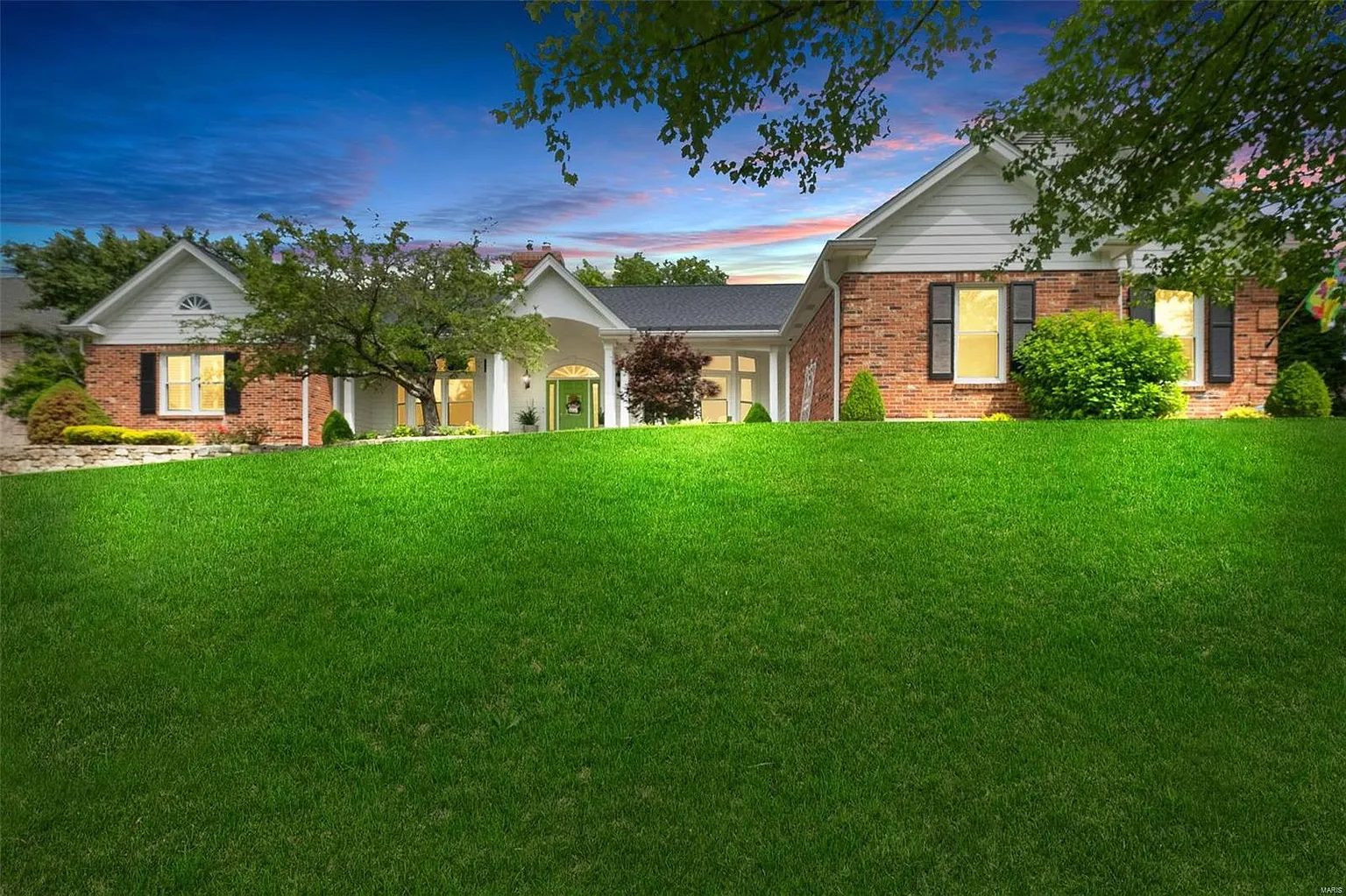 9173 Fox Bridge Dr photo 1