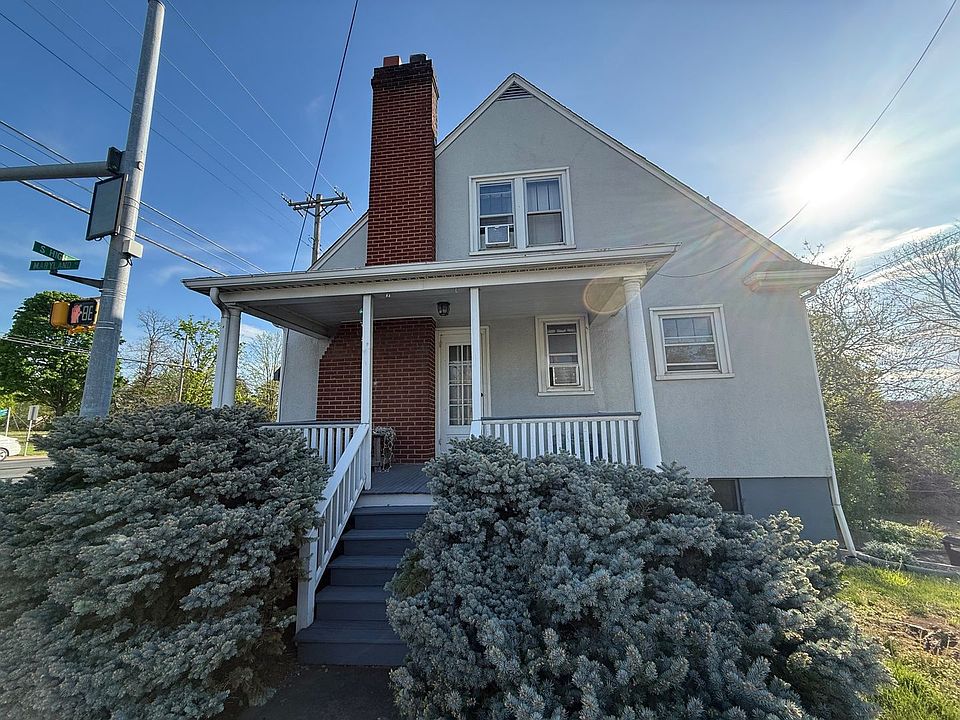 2nd image of 758 S High St