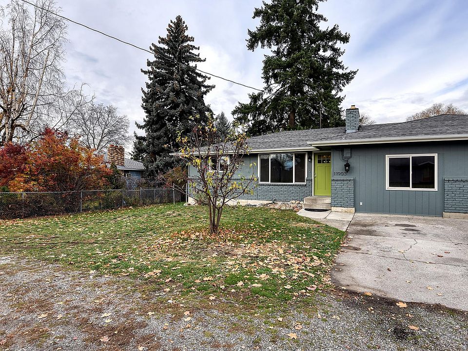 1st image of 11903 E Maxwell Ave