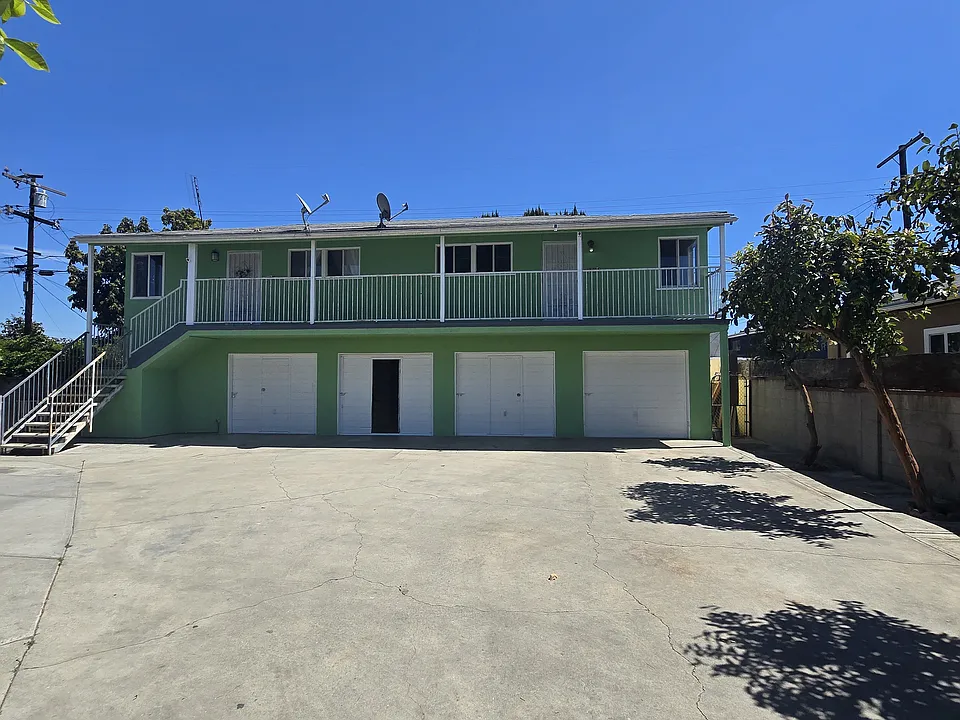 9800 San Carlos Ave #C