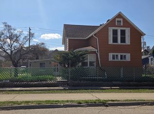 2533 Elm St, Dubuque, IA 52001