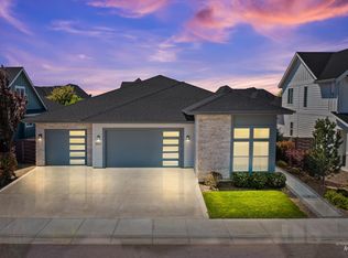 5567 S Ashcroft Way, Meridian, ID 83642