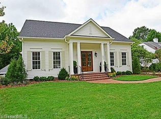 805 Dover Rd, Greensboro, NC 27408