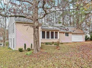 6695 Oakland Dr, Douglasville, GA 30135