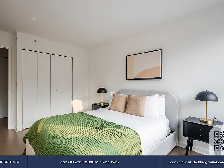 500 W 56th St #719 — Photo 15