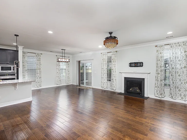 11231 Streamwood Ln NW — Photo 9