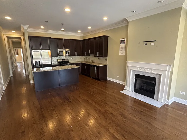 212 N Halsted St #2 — Photo 8