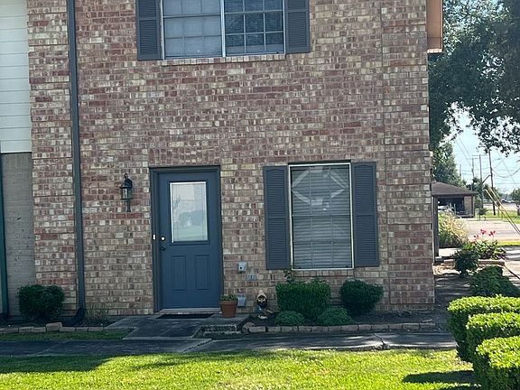 2nd image of 3527 Helena Ave APT 1