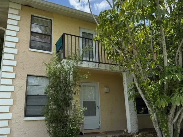 3806 Guilford Rd #203, Naples, FL 34112