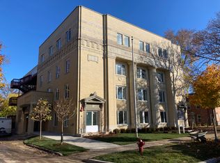 1010 Central Ave #3B, Wilmette, IL 60091