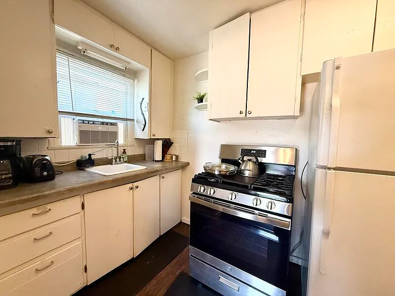 1 bed, 1.0 bath, 600 sqft, $1,495 — Photo 3