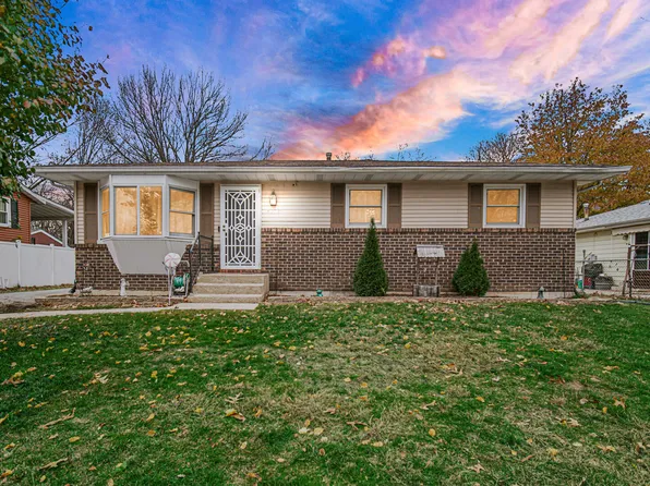 4278 E 27th Ln, Lake Station, IN 46405