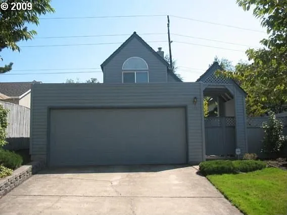 113 Kingsgate Rd photo 1