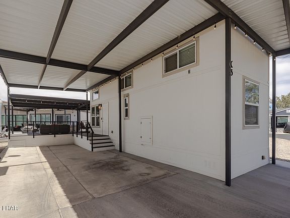 5th image of 555 Beachcomber Blvd #C5