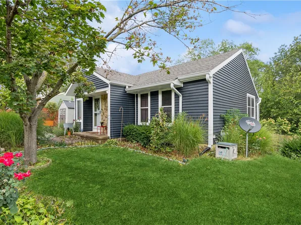 716 E Hackley Ave, Des Moines, IA 50315