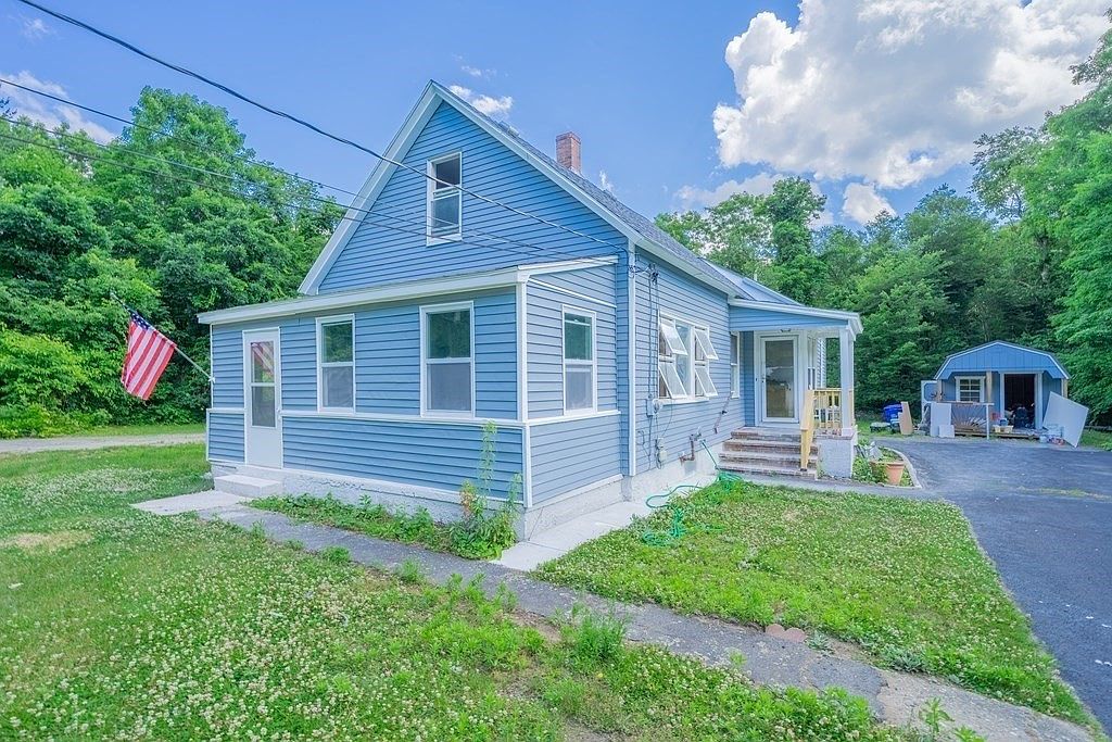 35 Range Ave, Taunton, MA 02780 Zillow