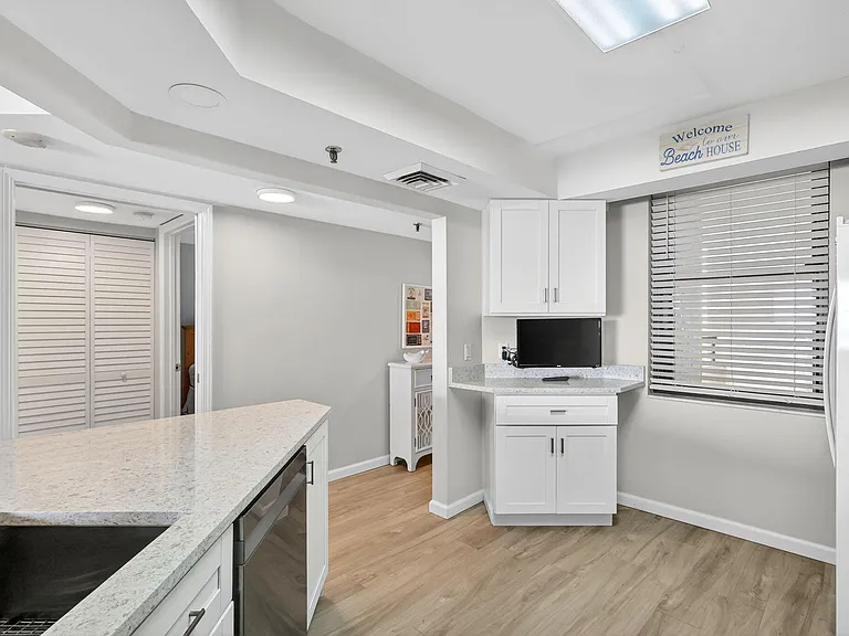 9650 S Ocean Dr #507 — Photo 16