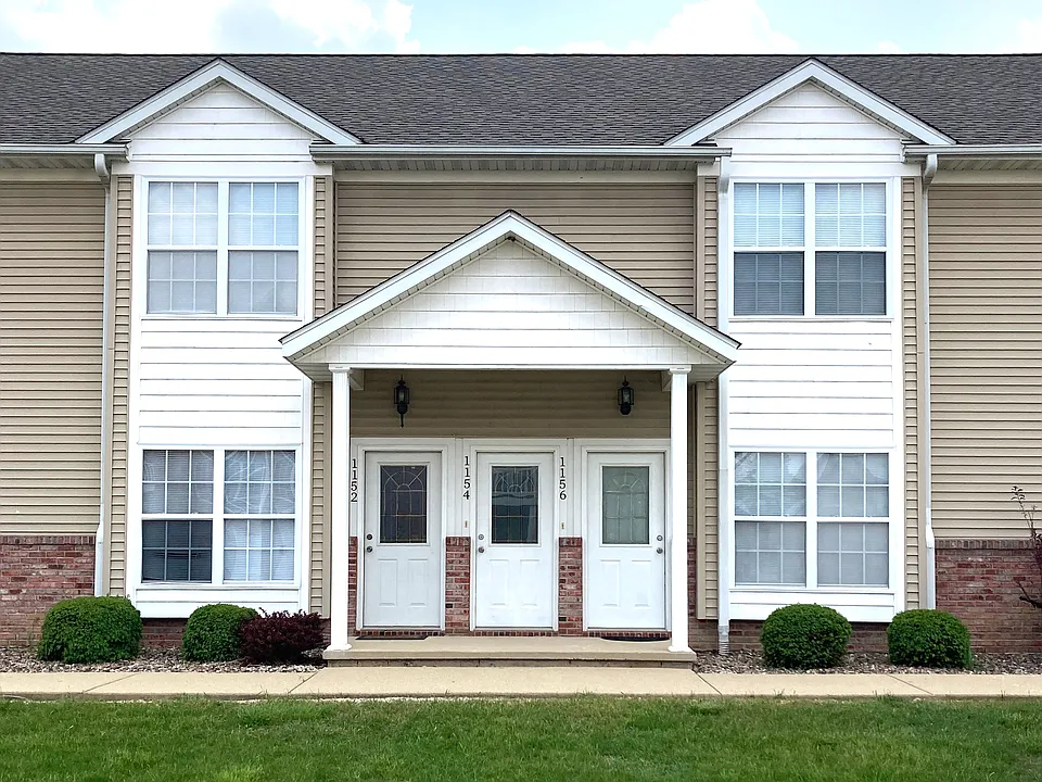 FRONT VIEW OF DOOR ENTRANCE