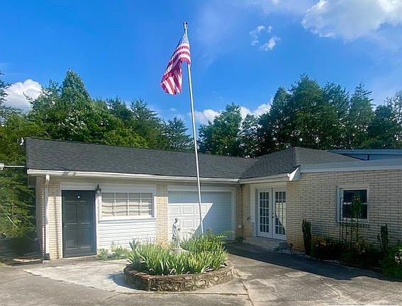 5th image of 903 Jordan Creek Rd