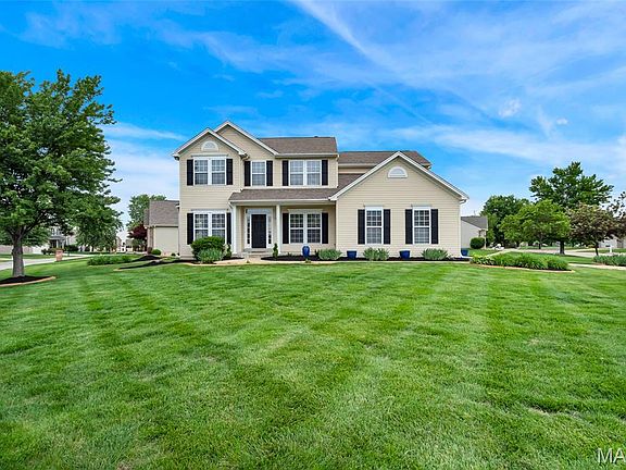 2nd image of 8103 Glen Arbor Dr
