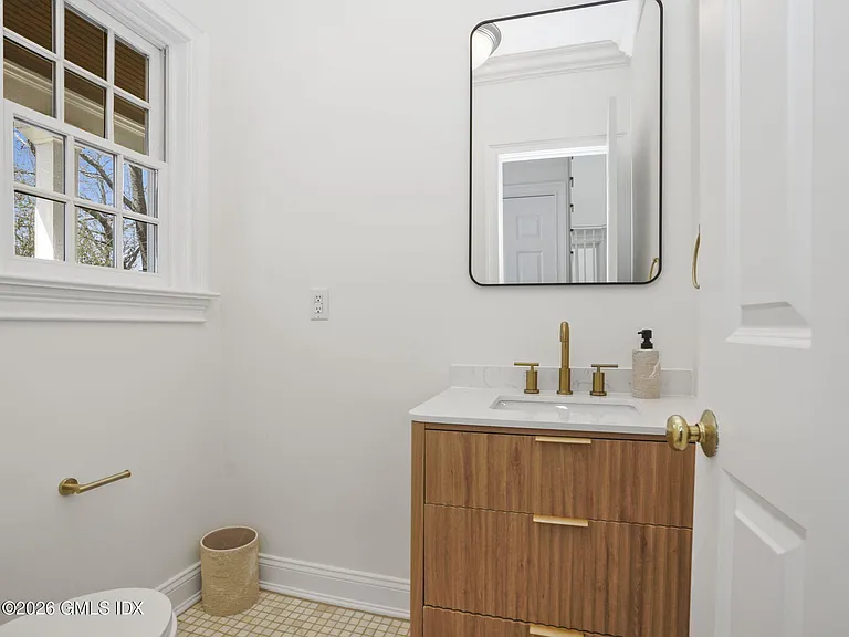 147 Holly Hill Ln #9 — Photo 10