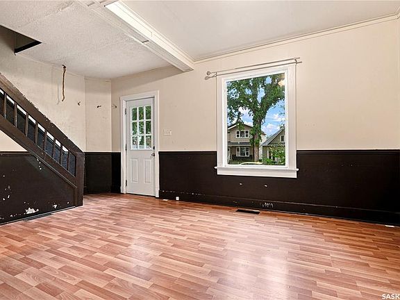 5th image of 320 J AVENUE N