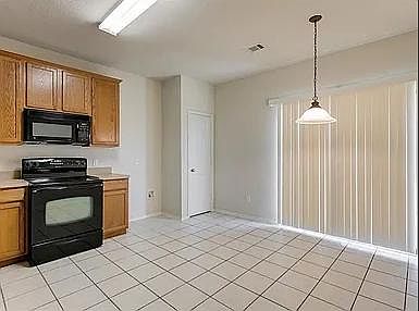 5th image of 4329 Summer Star Ln
