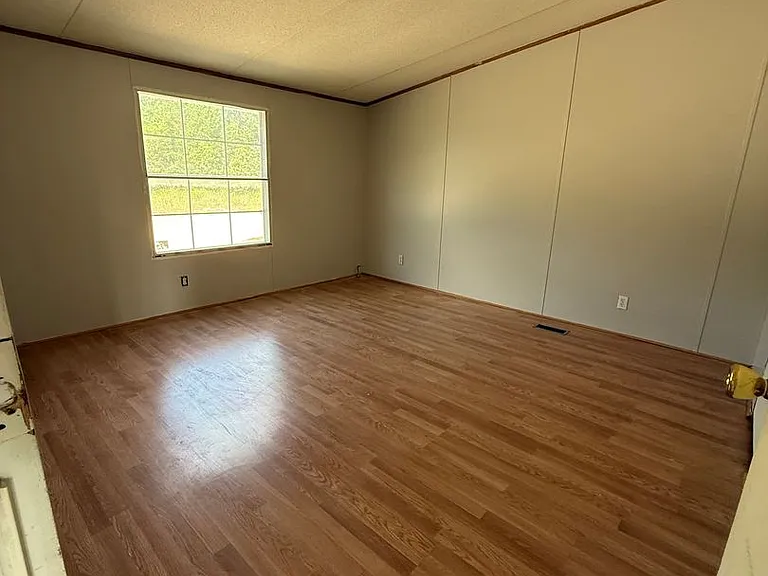 156 Sonnyland Dr — Photo 18