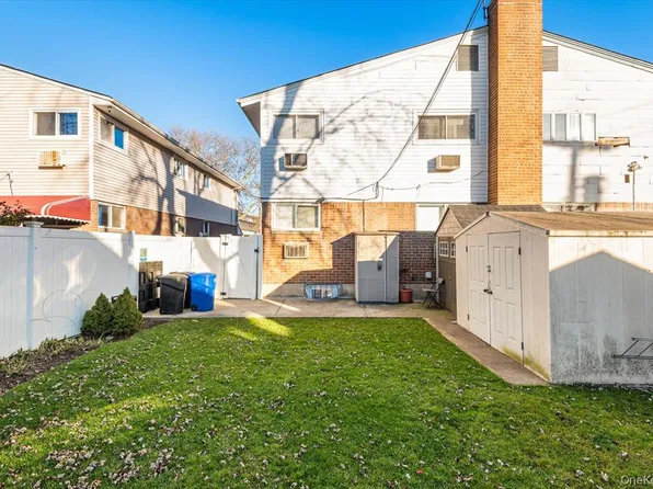 151-42 82nd Street image 23 of 24