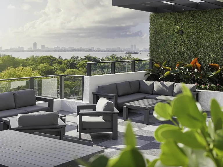 11380 Biscayne Blvd #2B — Photo 6