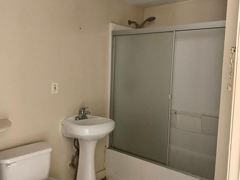 Downstairs bathroom